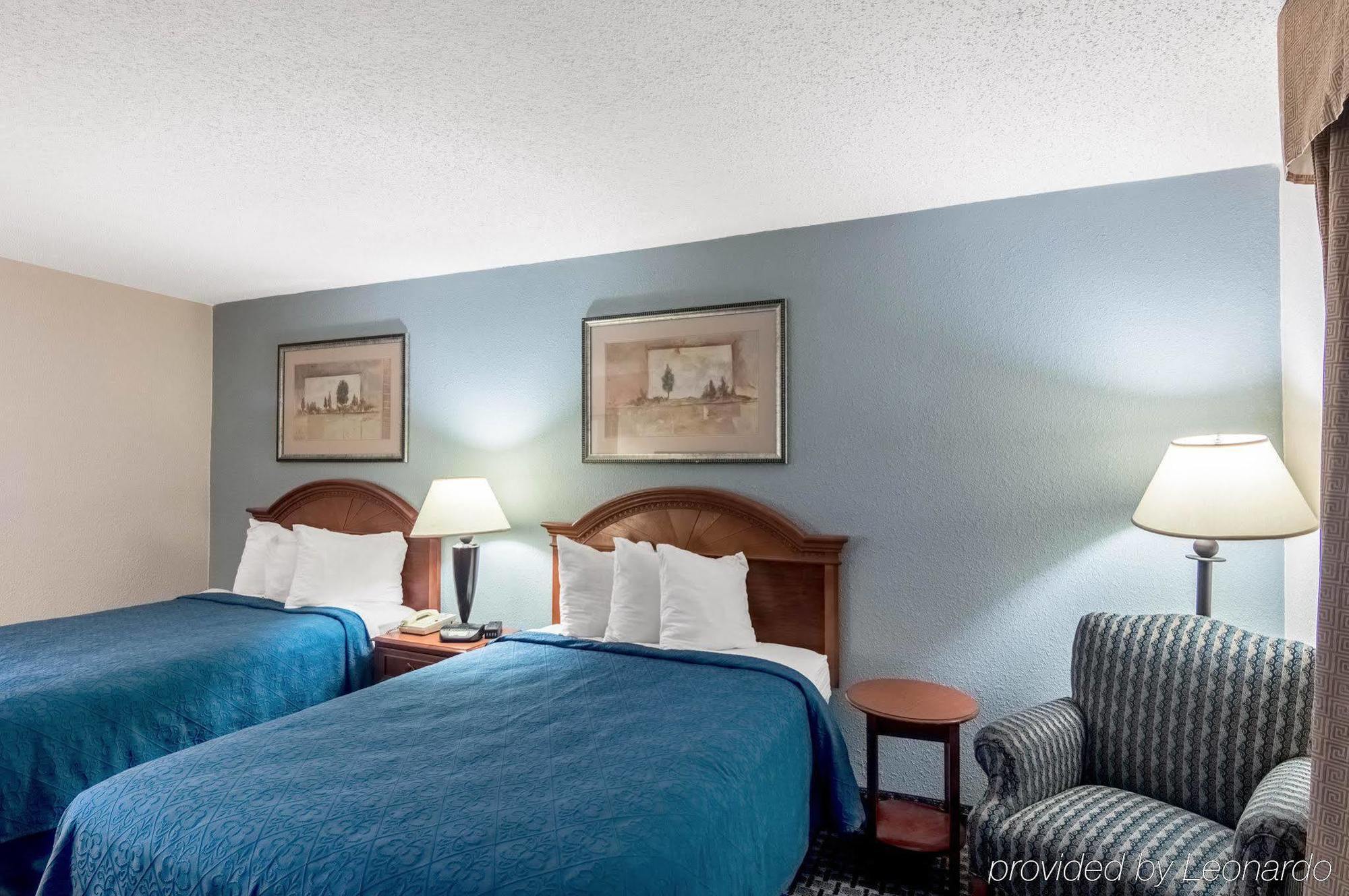 Texas Inn & Suites Denton Exterior foto